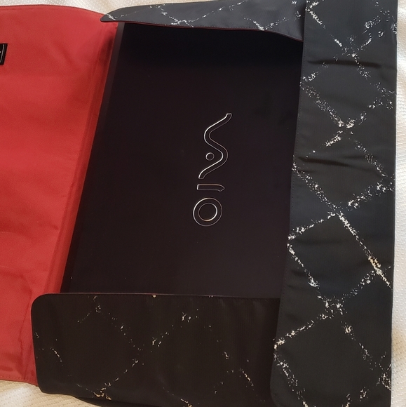 AUTHENTIC CHANEL LAPTOP CASE RARE - Picture 5 of 11